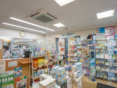 下宿薬局船橋店の店内（1）